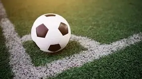 “决战在即！毕尔巴鄂主场对阵西班牙人，西甲巅峰对决，谁将笑到最后？”