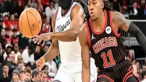 2月22日NBA常规赛：尼克斯迎战骑士，米切尔表现抢眼